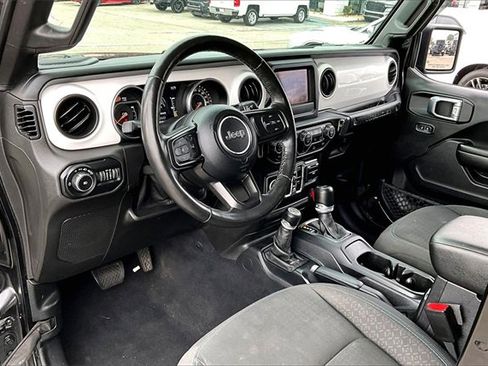 Used 2021 Jeep Wrangler Unlimited Islander image 14