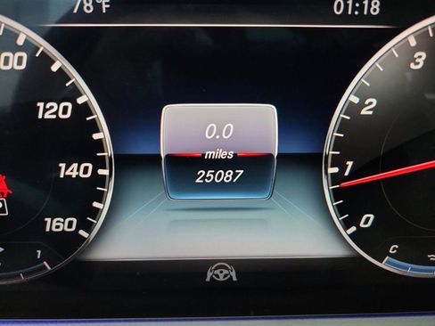 Used 2019 Mercedes-Benz S 560 Sedan image 34