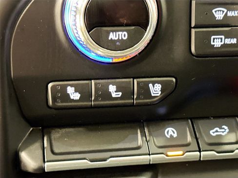 Used 2021 GMC Sierra 1500 SLT w/ SLT Premium Package image 19