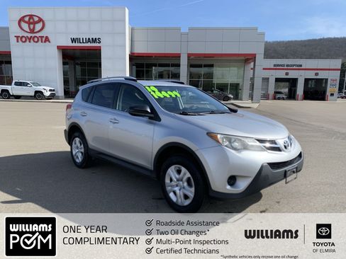 Used 2014 Toyota RAV4 LE image 1