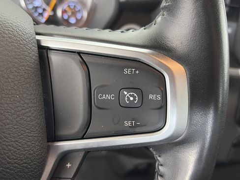 Used 2022 RAM 1500 Big Horn AWD/4WD image 31