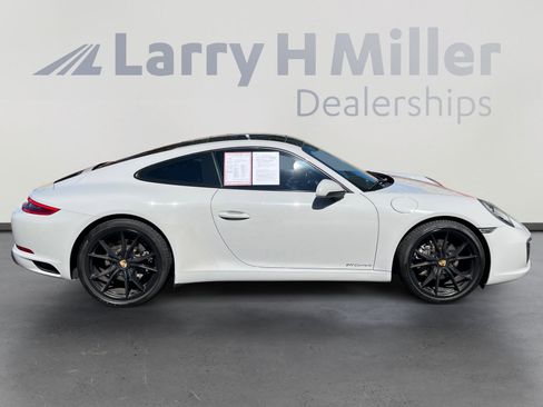 Used 2019 Porsche 911 Carrera RWD image 6