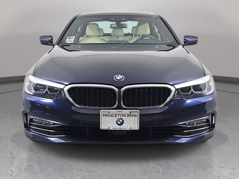 Used 2018 BMW 530i xDrive AWD/4WD image 3