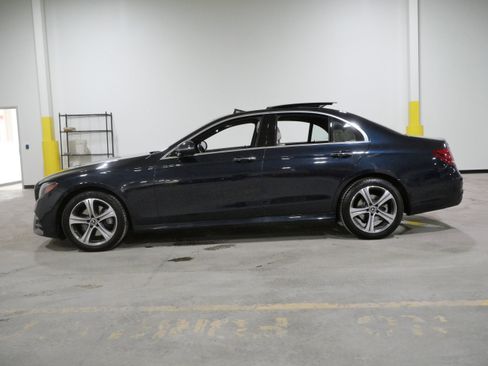 Used 2018 Mercedes-Benz E 300 E 300 image 4