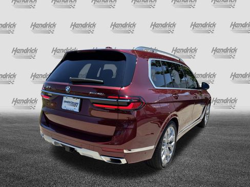 Used 2025 BMW X7 xDrive40i w/ Premium Package AWD/4WD image 10