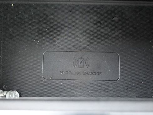 Used 2024 Jeep Grand Cherokee L Limited w/ Luxury Tech Group II image 30