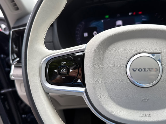 Certified 2026 Volvo XC90 B6 Ultra AWD/4WD image 12