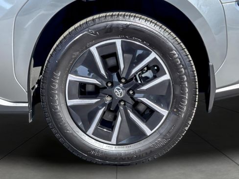 Certified 2026 Toyota bZ FWD image 25