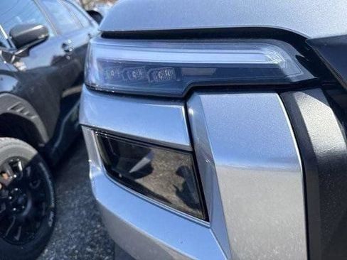 New 2026 Subaru Outback Limited AWD/4WD image 4