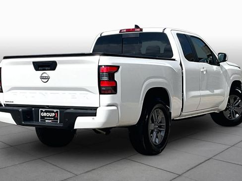 Certified 2025 Nissan Frontier SV RWD image 13