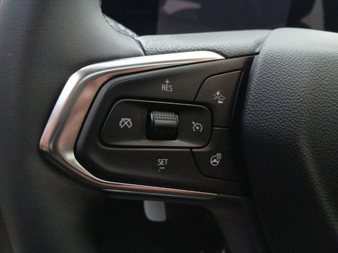 Used 2024 Chevrolet Trax ACTIV w/ Sunroof Package image 19