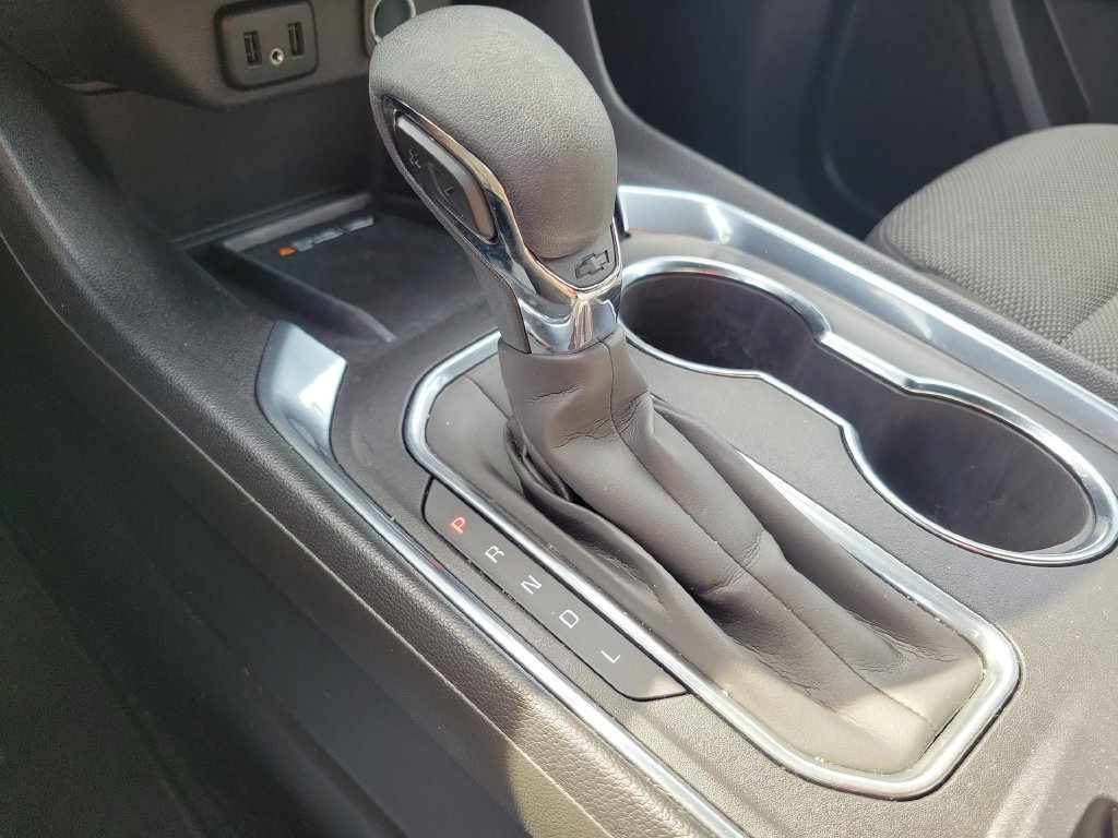 Used 2023 Chevrolet Traverse LT FWD image 30