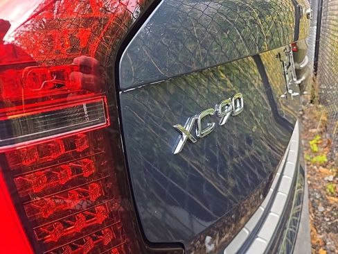 New 2026 Volvo XC90 B6 Plus w/ Protection Package Premier image 7