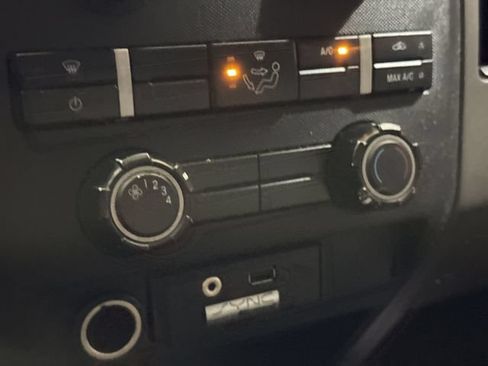 Used 2010 Ford F150 STX AWD/4WD image 15