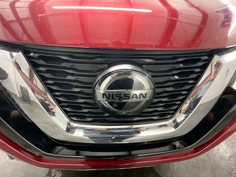 Used 2019 Nissan Rogue SL w/ Premium Package image 31