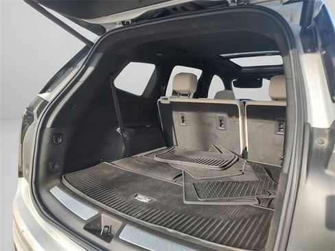 Used 2020 Cadillac XT6 Sport image 32