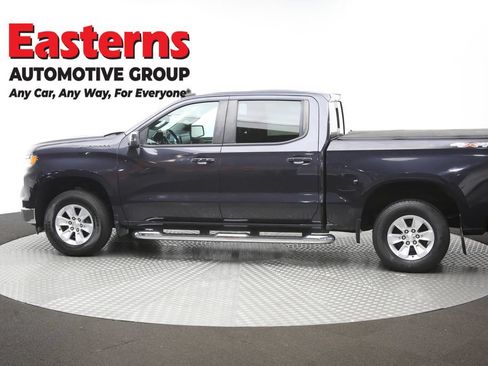 Used 2022 Chevrolet Silverado 1500 LT w/ Convenience Package II AWD/4WD image 61