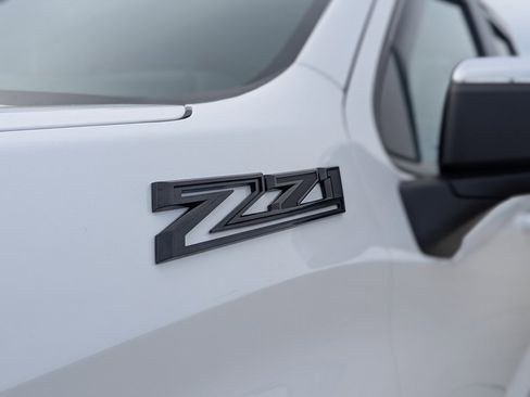 Used 2025 Chevrolet Silverado 1500 LT w/ Z71 Off-Road Package image 14