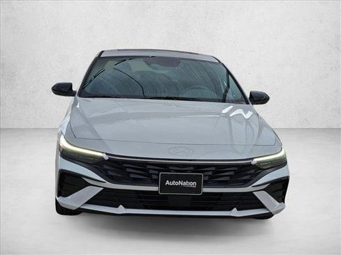 New 2026 Hyundai Elantra SEL Sport FWD image 6