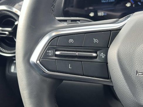 Used 2025 Chevrolet Equinox LT FWD image 21