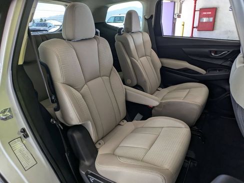 Used 2025 Subaru Ascent Premium AWD/4WD image 27