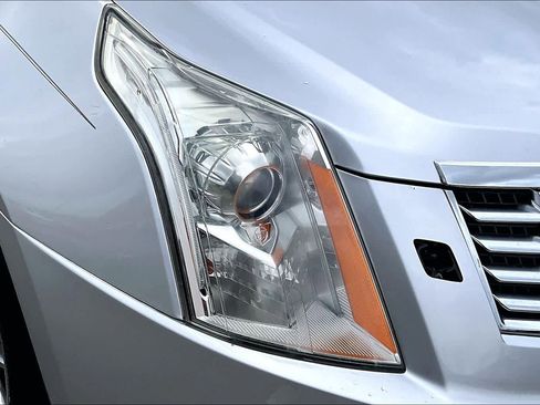 Used 2014 Cadillac SRX Performance w/ Driver Awareness Package image 25