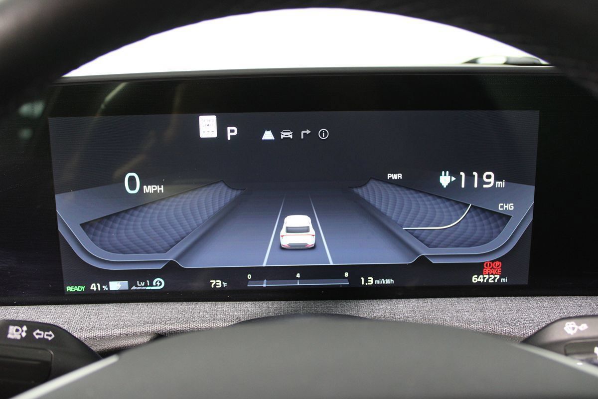 Used 2023 Kia EV6 Wind w/ Wind Technology Package AWD/4WD image 10