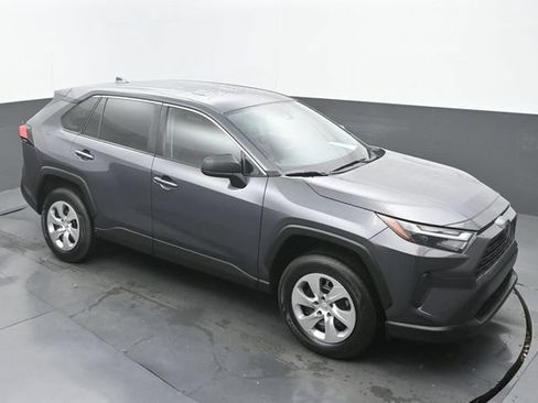 Used 2023 Toyota RAV4 LE FWD image 29