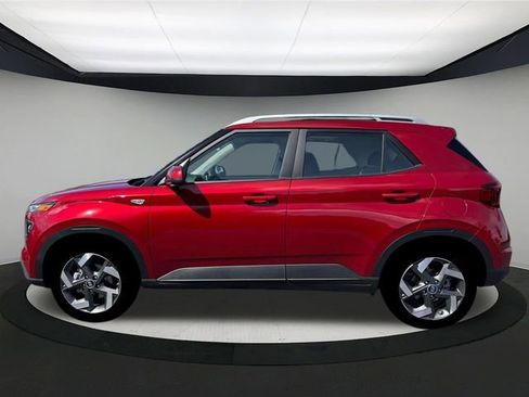 New 2026 Hyundai Venue SEL image 3