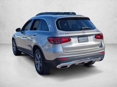 Certified 2022 Mercedes-Benz GLC 300 4MATIC image 4