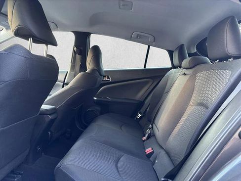 Used 2016 Toyota Prius Three image 21