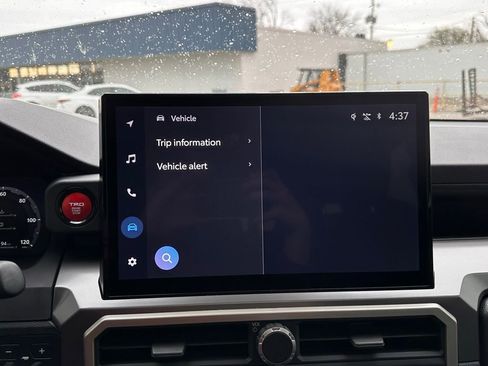 Used 2024 Toyota Tacoma TRD Off-Road w/ TRD Off Road Premium Package image 33