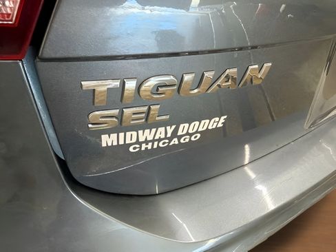 Used 2019 Volkswagen Tiguan SEL AWD/4WD image 8