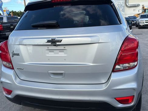 Used 2022 Chevrolet Trax LT w/ Sport Edition image 23