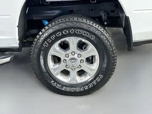 Used 2025 RAM 2500 Big Horn AWD/4WD image 34