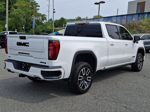 Used 2024 GMC Sierra 1500 AT4 w/ Technology Package AWD/4WD image 6