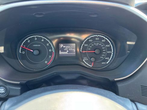 Used 2018 Subaru Crosstrek 2.0i Premium image 14