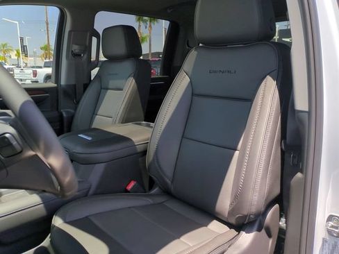 New 2026 GMC Sierra 2500 Denali w/ Denali Reserve Package AWD/4WD image 20