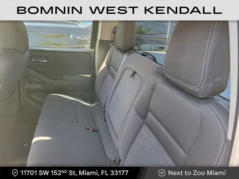 Used 2022 Nissan Frontier SV image 11