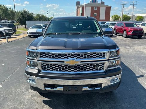 Used 2015 Chevrolet Silverado 1500 LTZ w/ Driver Alert Package AWD/4WD image 3