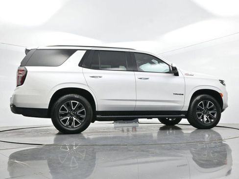 Used 2022 Chevrolet Tahoe Z71 w/ Z71 Off-Road Package AWD/4WD image 59