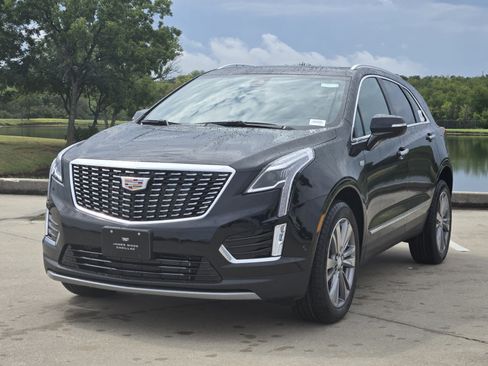 New 2025 Cadillac XT5 Premium Luxury w/ Technology Package image 2