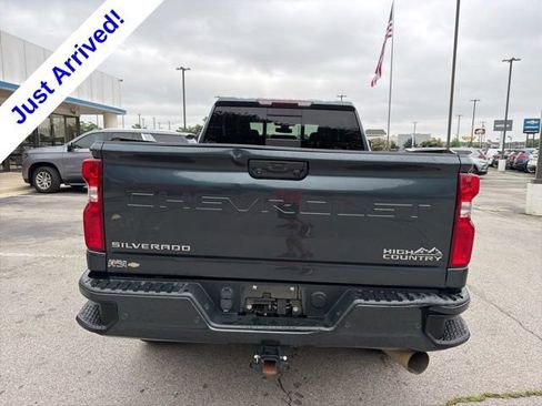 Used 2020 Chevrolet Silverado 2500 High Country w/ Safety Package II AWD/4WD image 4