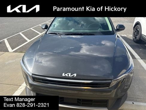 Used 2025 Kia K4 EX FWD image 3