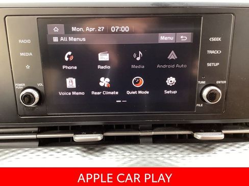 Used 2022 Kia Carnival LX w/ Paint Protection Package FWD image 3