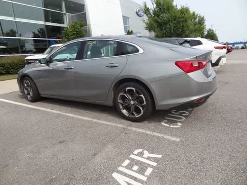 Used 2023 Chevrolet Malibu LT FWD image 8