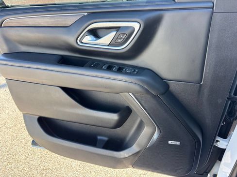 Used 2022 Chevrolet Tahoe LT RWD image 12