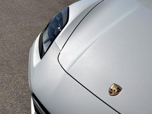 Used 2025 Porsche Panamera image 15