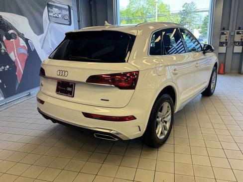 Certified 2022 Audi Q5 2.0T Premium w/ Convenience Package AWD/4WD image 5