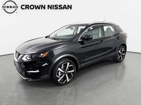 Certified 2022 Nissan Rogue Sport SL FWD image 1